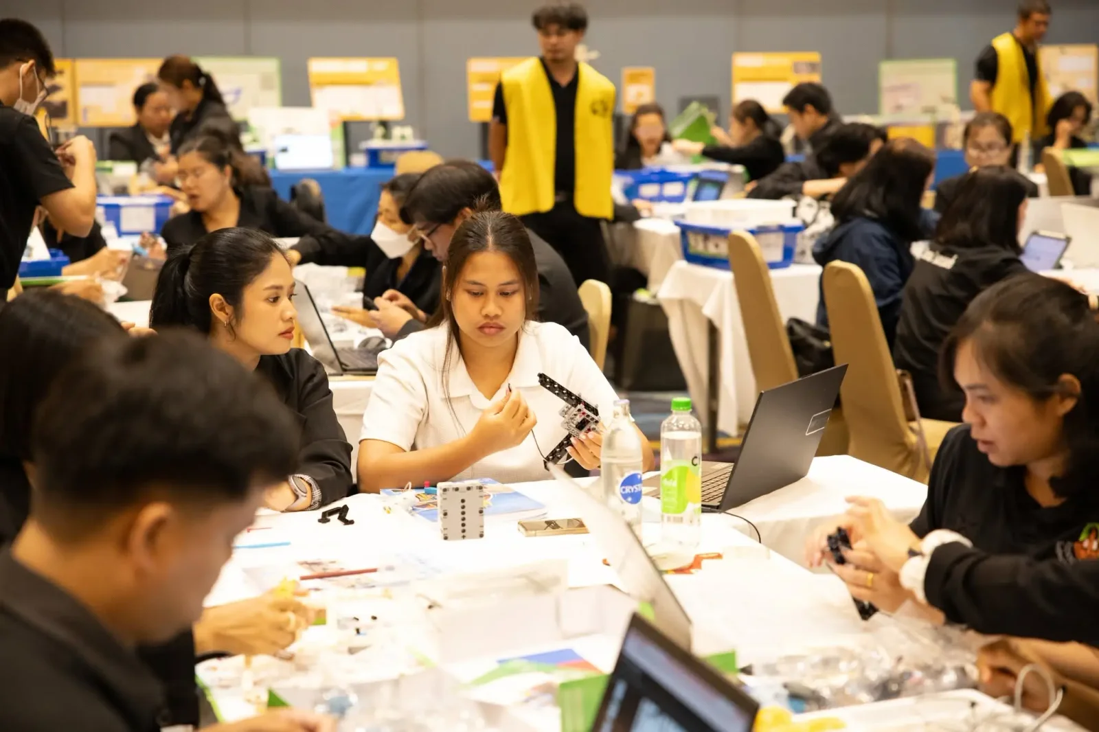 แนวทางการจัดกิจกรรมการพัฒนาทักษะความเป็นนวัตกรด้วยการเขียนโปรแกรม - รุ่นที่ 1 - รูปที่ 5